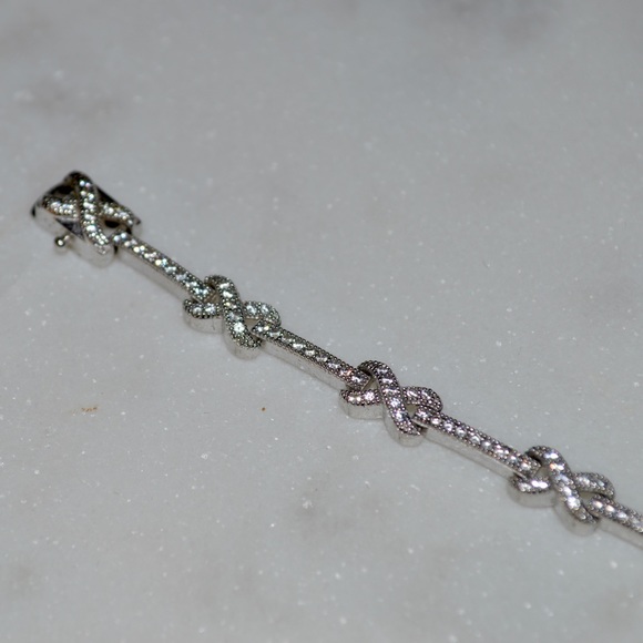 Solid 925 Sterling Silver Cubic Zirconia Bracelet (Discounted Shipping🚚) - Picture 2 of 5